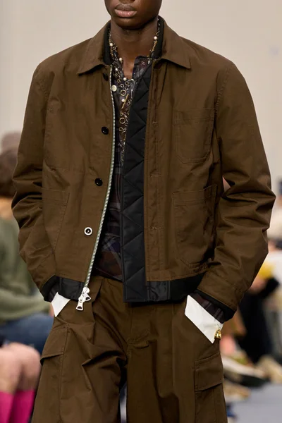 Look 90